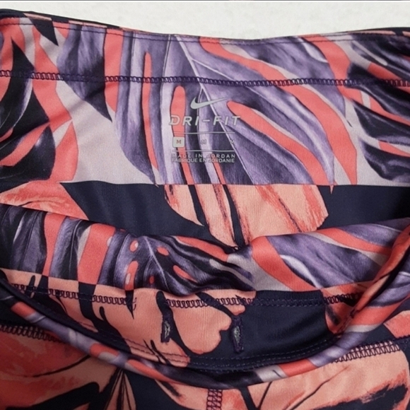 Nike Drifit Capri Leggings Womens Medium - Picture 10 of 14